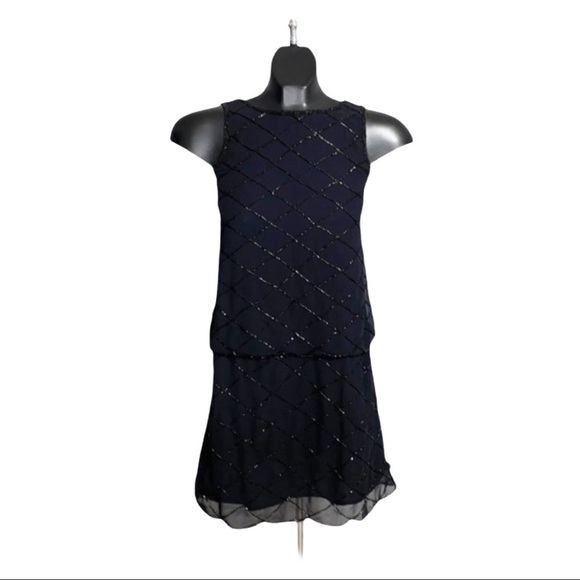 Dresses 3 for $50
Mexx Black Sequence Holiday Sleeveless Dress Size 11 - Picture 2 of 4